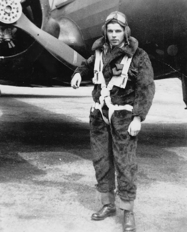 Eric Glustien, RCAF Flight Navigator, Lancaster Pathfinder Squadron, 1944